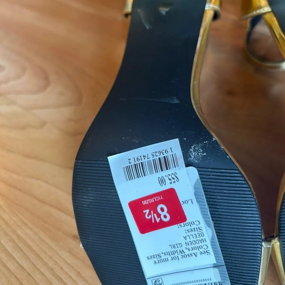 Madden Girl chic metallic